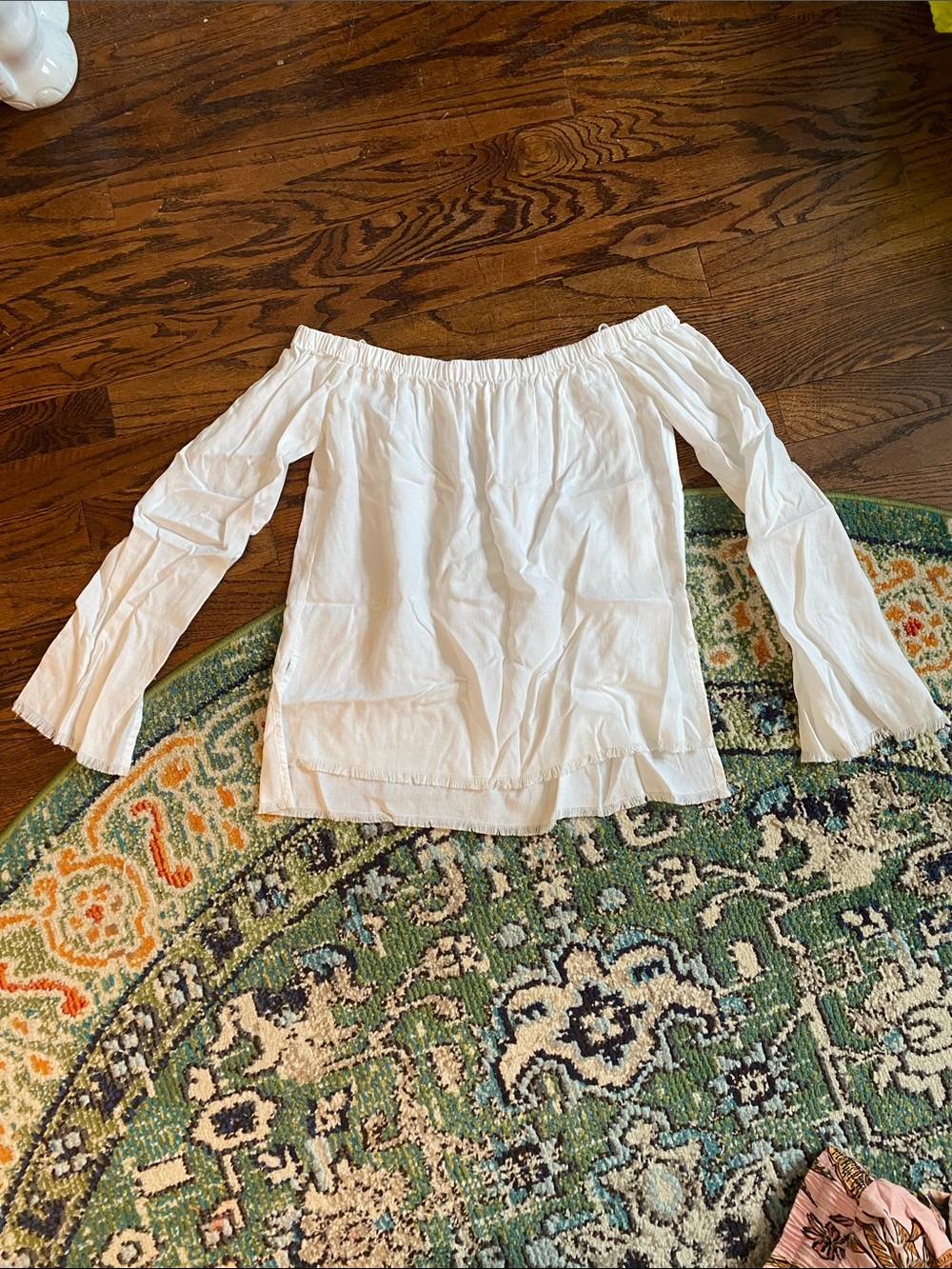 Women’s Off-Shoulder White Peasant Top